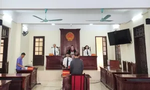 Ông lão 75 tuổi bị ung thư mua ma túy về dùng Ông lão 75 tuổi bị ung thư mua ma túy về dùng