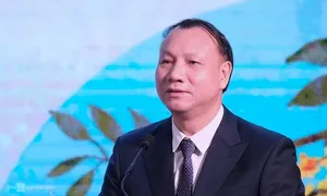 Hiệu trưởng Sư phạm: 'Tôn vinh không có nghĩa là đề cao nghề giáo hơn nghề khác' Hiệu trưởng Sư phạm: 'Tôn vinh không có nghĩa là đề cao nghề giáo hơn nghề khác'