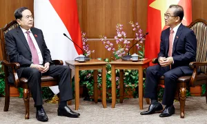 Việt Nam coi Singapore là đối tác quan trọng hàng đầu trong khu vực Việt Nam coi Singapore là đối tác quan trọng hàng đầu trong khu vực