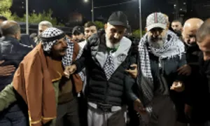 Israel hoãn thả hàng trăm tù nhân Palestine Israel hoãn thả hàng trăm tù nhân Palestine