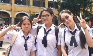 Thí sinh hào hứng với đề Văn bàn về 'thoát khỏi lối mòn' Thí sinh hào hứng với đề Văn bàn về 'thoát khỏi lối mòn'