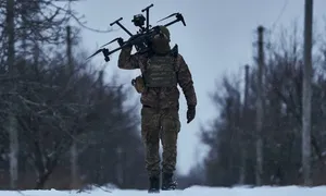 Cuộc chiến 'nghìn tay súng bắn tỉa trên bầu trời' ở Ukraine Cuộc chiến 'nghìn tay súng bắn tỉa trên bầu trời' ở Ukraine